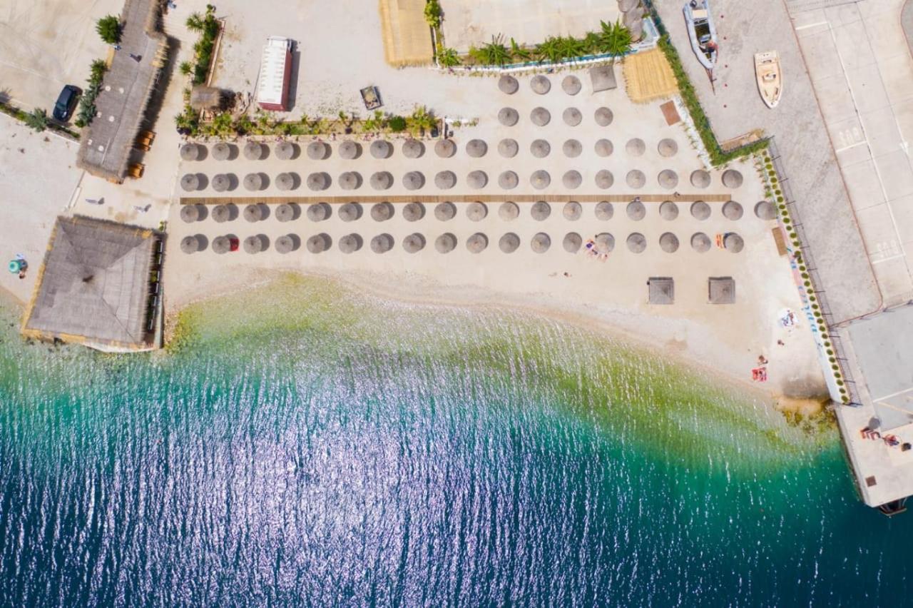 Seaside Apartment Sarandë 外观 照片